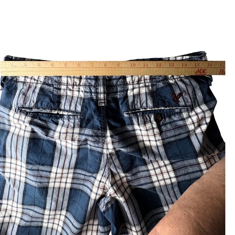 American Eagle Outfitters Mens Blue Plaid Classic Length Shorts Size 30